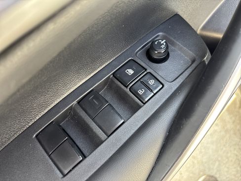 Used 2024 Toyota Corolla XSE FWD image 14