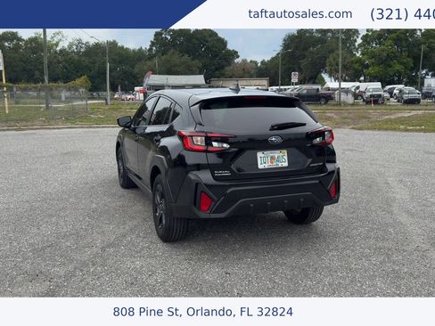 Used 2024 Subaru Crosstrek 2.0i AWD/4WD image 6