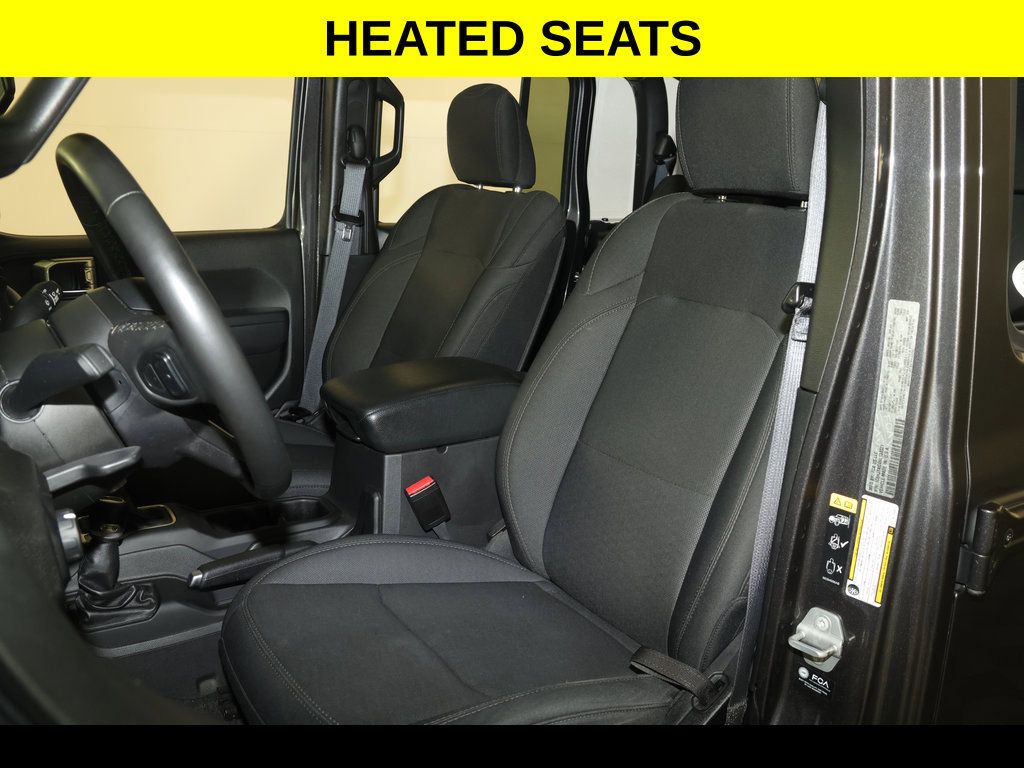 Used 2022 Jeep Gladiator Sport AWD/4WD image 3