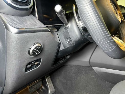 Used 2026 Mercedes-Benz GLC 43 AMG 4MATIC image 27