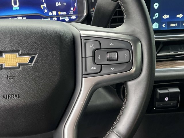 Used 2025 Chevrolet Silverado 1500 LT AWD/4WD image 30