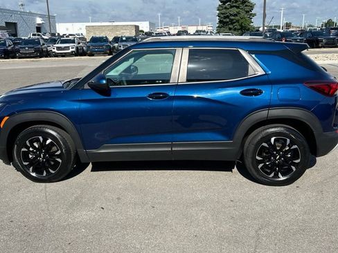 Used 2022 Chevrolet TrailBlazer LT w/ Convenience Package FWD image 6