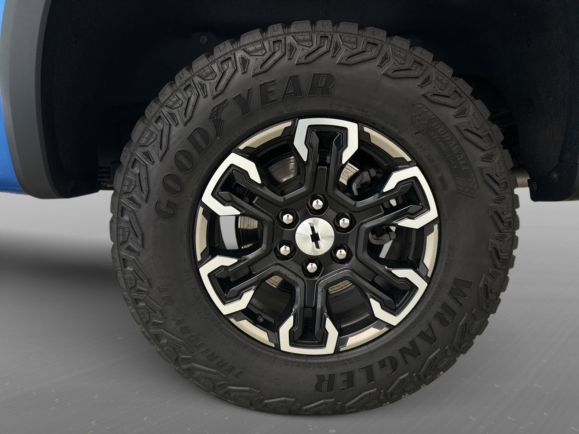 Used 2025 Chevrolet Silverado 1500 ZR2 AWD/4WD image 21