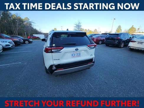 Certified 2022 Toyota RAV4 XSE image 9