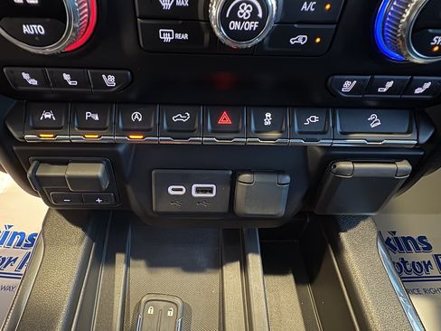 Used 2021 GMC Sierra 1500 AT4 AWD/4WD image 22