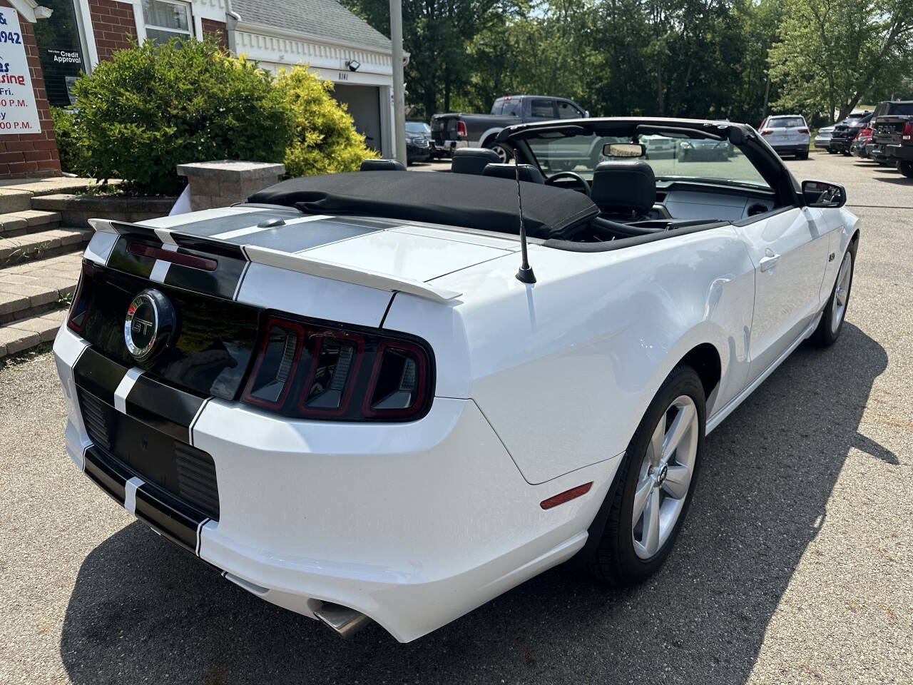 Used 2014 Ford Mustang GT Premium RWD image 8