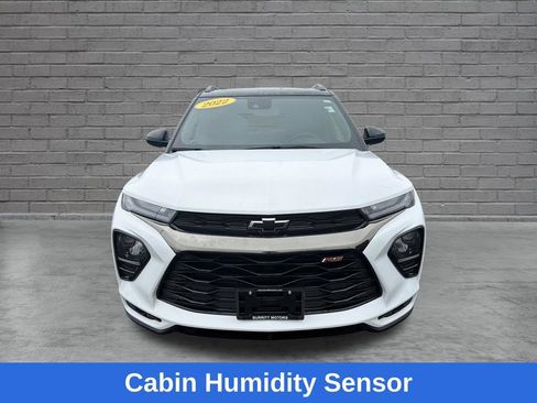 Used 2022 Chevrolet TrailBlazer RS w/ Sun and Liftgate Package AWD/4WD image 10