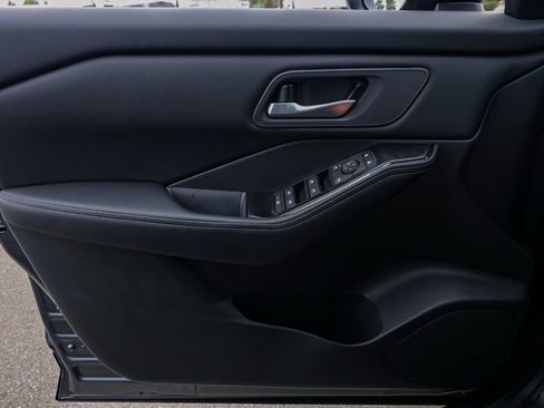 New 2026 Nissan Rogue SV image 23