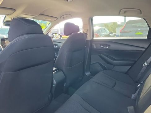 Used 2023 Honda Accord LX image 12
