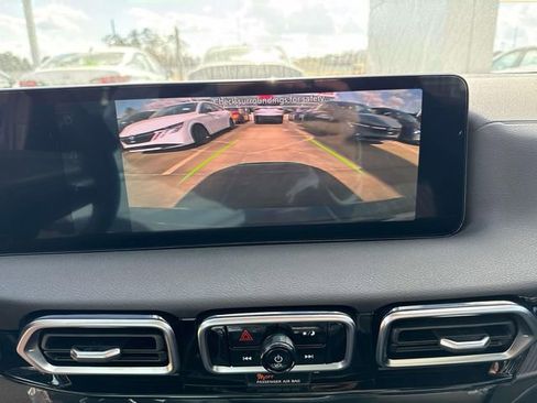 New 2026 Nissan Sentra SV w/ SV Convenience Package FWD image 28