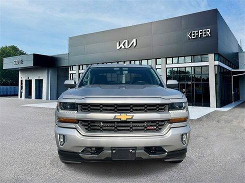 Used 2018 Chevrolet Silverado 1500 LT w/ All Star Edition image 3