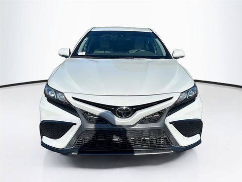 Used 2023 Toyota Camry SE FWD image 8