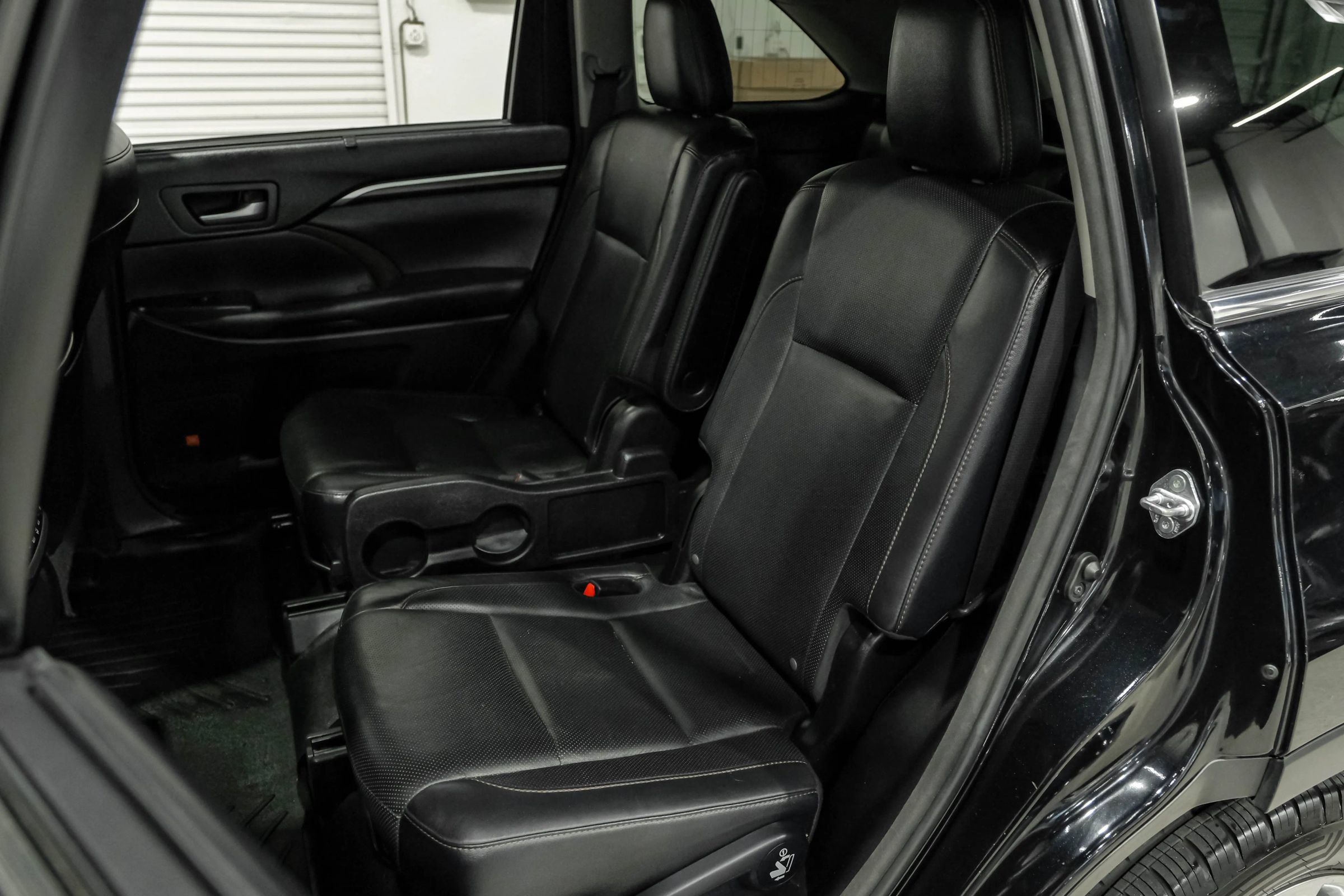 Used 2016 Toyota Highlander Limited Platinum AWD/4WD image 47