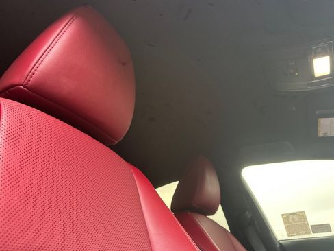 Used 2022 Lexus IS 300 image 16