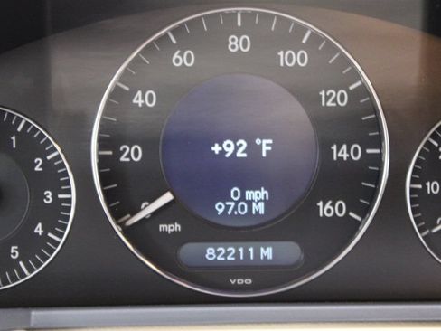 Used 2006 Mercedes-Benz E 500 4MATIC Wagon image 25
