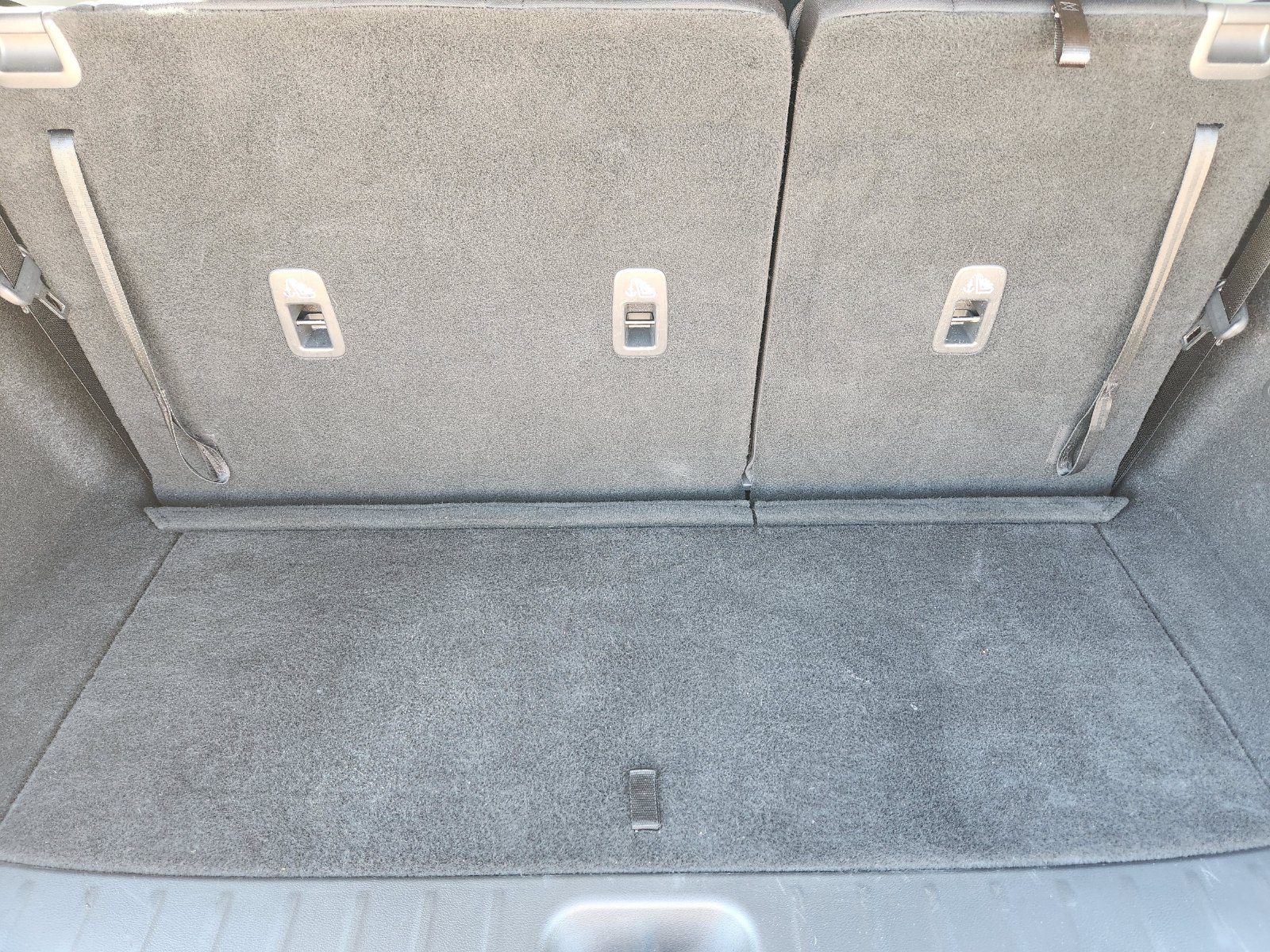 Used 2024 Nissan Pathfinder S FWD image 40