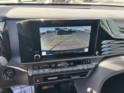 Used 2026 Toyota Camry XLE w/ Convenience Package image 13