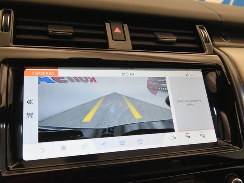 Used 2019 Land Rover Discovery HSE Luxury image 24