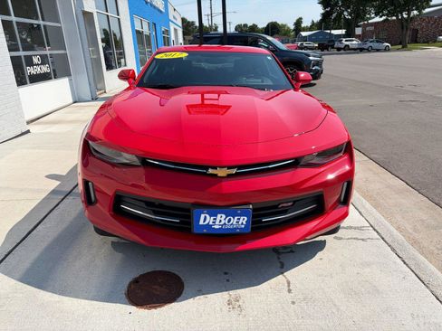 Used 2017 Chevrolet Camaro LT RWD image 7