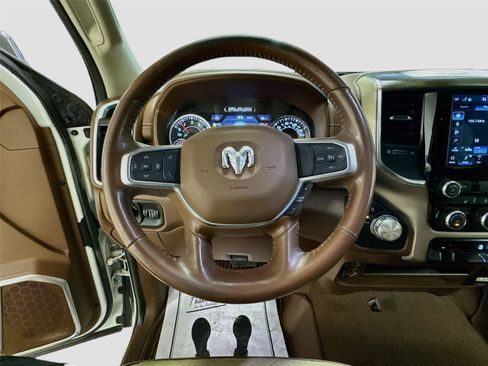 Used 2023 RAM 2500 Laramie AWD/4WD image 11