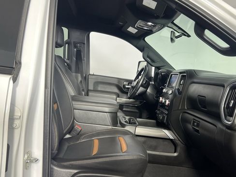 Used 2023 GMC Sierra 3500 AT4 w/ Gooseneck/5TH Wheel Package image 28