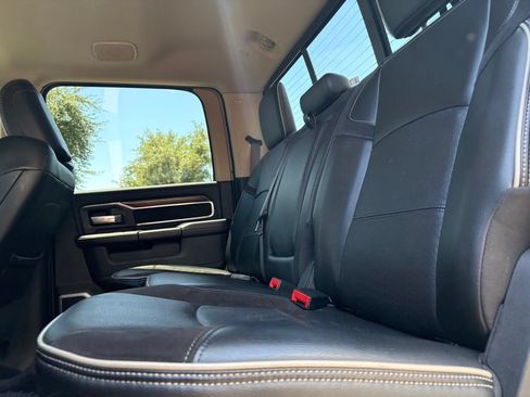 Used 2022 RAM 2500 Laramie AWD/4WD image 12