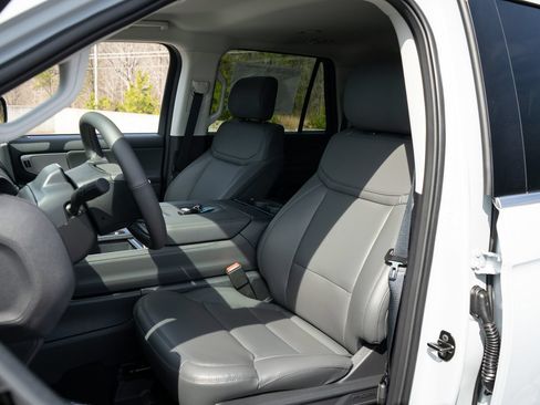 New 2026 Ford Expedition Max Active AWD/4WD image 15