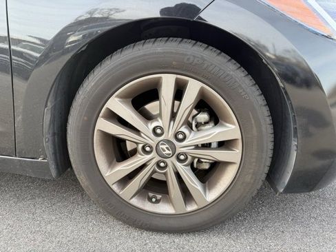 Used 2018 Hyundai Elantra SEL image 14