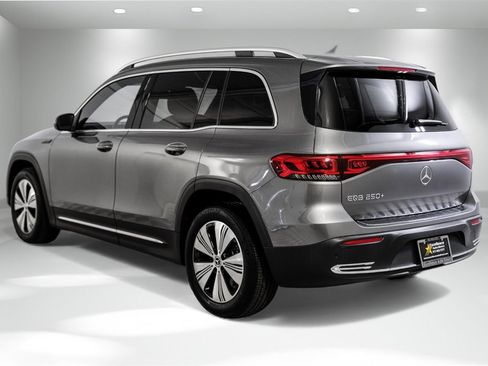 Used 2023 Mercedes-Benz EQB 250+ image 8