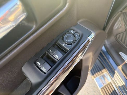 Certified 2022 Chevrolet Silverado 1500 LT image 15