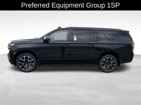 Certified 2024 Chevrolet Suburban RST w/ Luxury Package AWD/4WD image 2