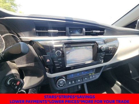 Used 2016 Toyota Corolla LE FWD image 25