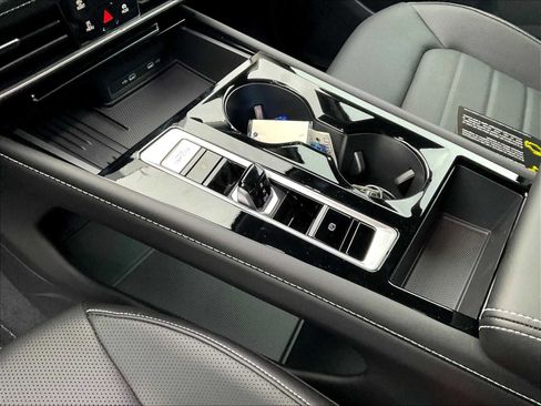 New 2026 Volkswagen Atlas SEL image 14