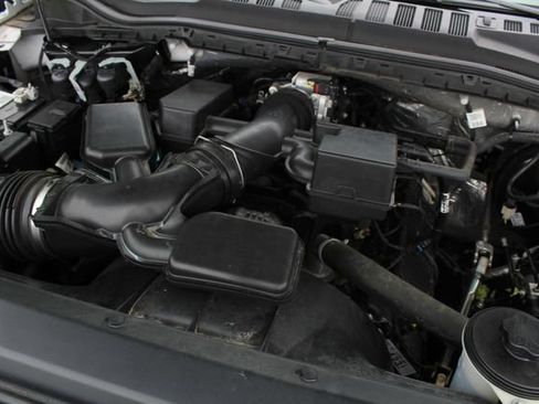 Used 2021 Ford F250 XL w/ Power Equipment Group AWD/4WD image 24