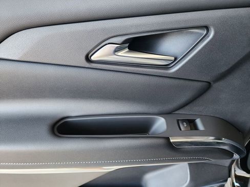 New 2026 Chevrolet Traverse LT w/ Enhanced Driving Package image 37