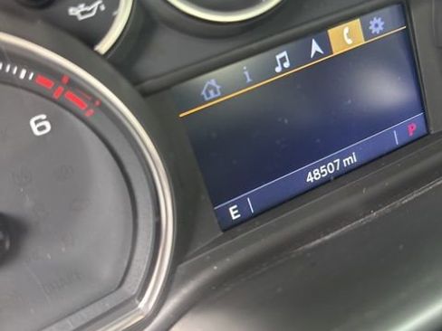 Used 2021 Chevrolet Silverado 1500 LT w/ Convenience Package II image 5