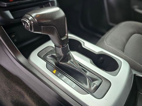 Used 2015 Chevrolet Colorado LT w/ LT Convenience Package RWD image 22