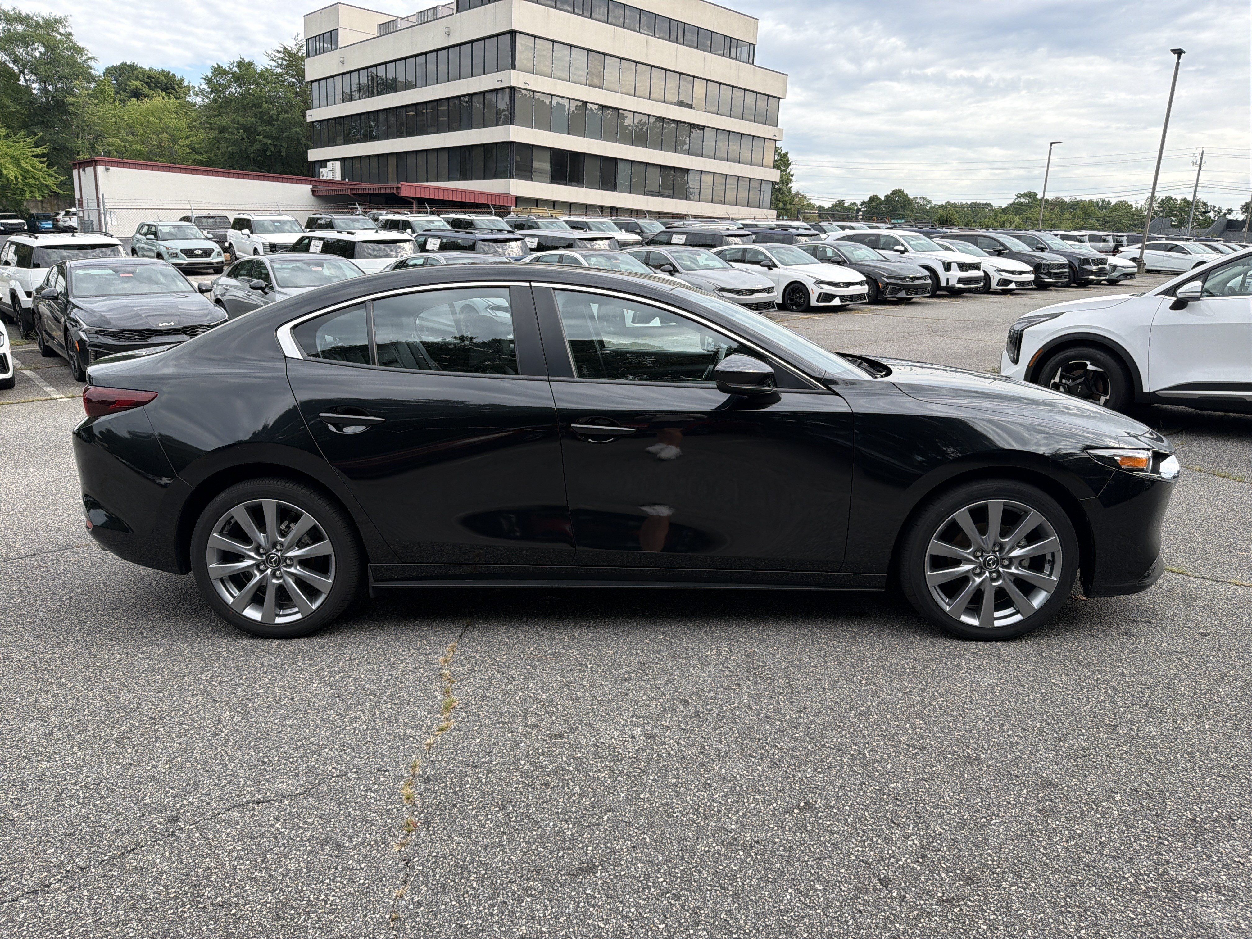 Used 2025 MAZDA MAZDA3 s FWD image 8