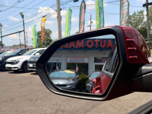 Used 2025 Hyundai Kona SEL FWD image 29