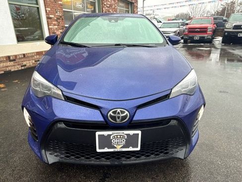 Used 2018 Toyota Corolla XSE image 2
