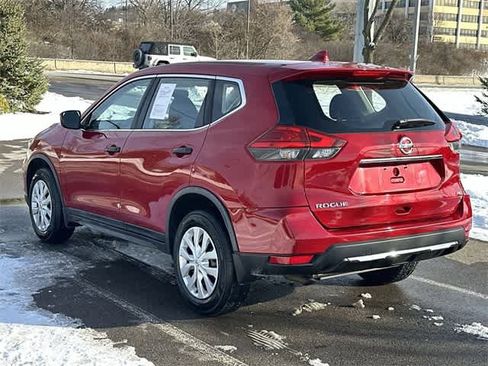 Used 2017 Nissan Rogue S image 29