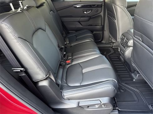 New 2025 Honda Pilot Touring image 34