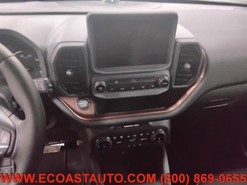 Used 2024 Ford Bronco Sport Outer Banks w/ Tech Package image 14