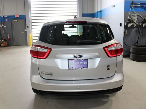 Used 2016 Ford C-MAX Energi SEL w/ Equipment Group 302A FWD image 39