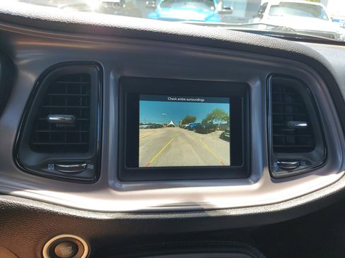 Used 2023 Dodge Challenger R/T w/ Shaker Package image 21