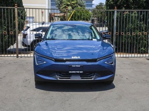 New 2025 Kia EV6 Light image 3