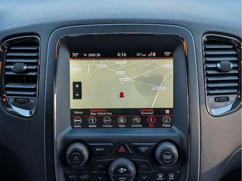 Used 2018 Dodge Durango R/T image 33