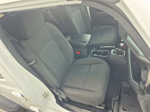 Used 2023 Jeep Wrangler Unlimited w/ Sun & Screen Package image 17