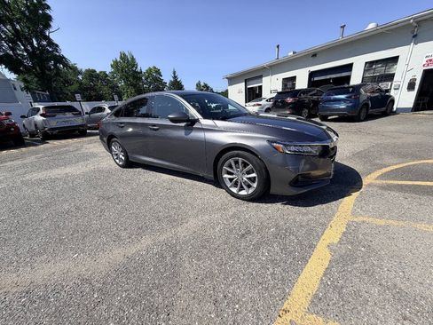 Used 2022 Honda Accord LX image 9