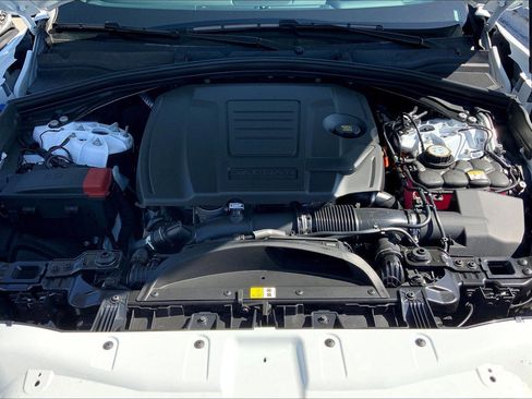 New 2026 Jaguar F-PACE R-Dynamic S image 8